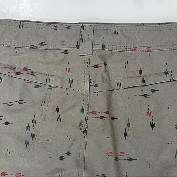 Eddie Bauer Olive Camo Green Skorts Casual Adventurer arrow print - Picture 10 of 16